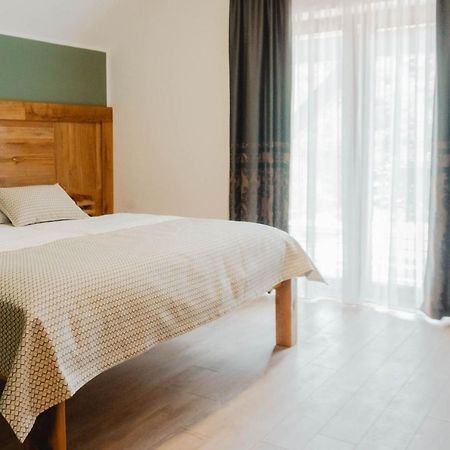 Pensjonat House Mrzlin Grad Korenica Zewnętrze zdjęcie